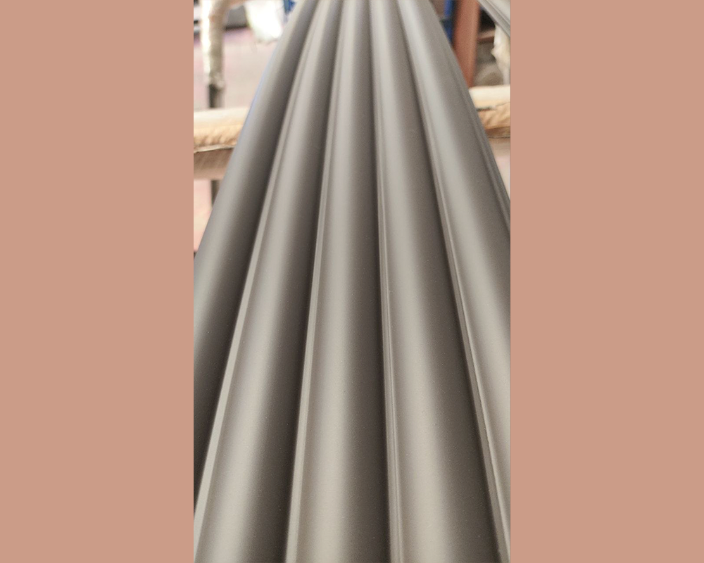 Стеновая панель HI WOOD белая. LV137 NP HI WOOD 120,0мм х 12,0мм х 2,7м. Окраска включена в стоимость