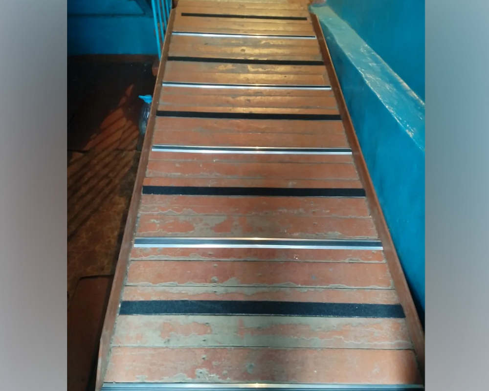 Порог одноуровневый ПС 08.2700.01лж. Серебро