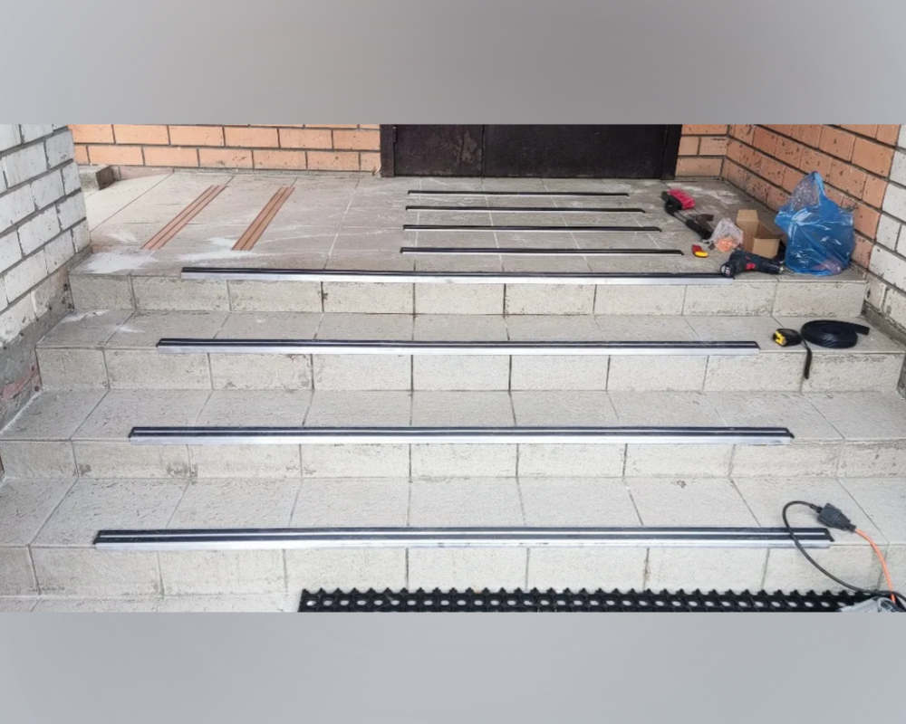 Порог одноуровневый ПС 08.900.04 Бронза