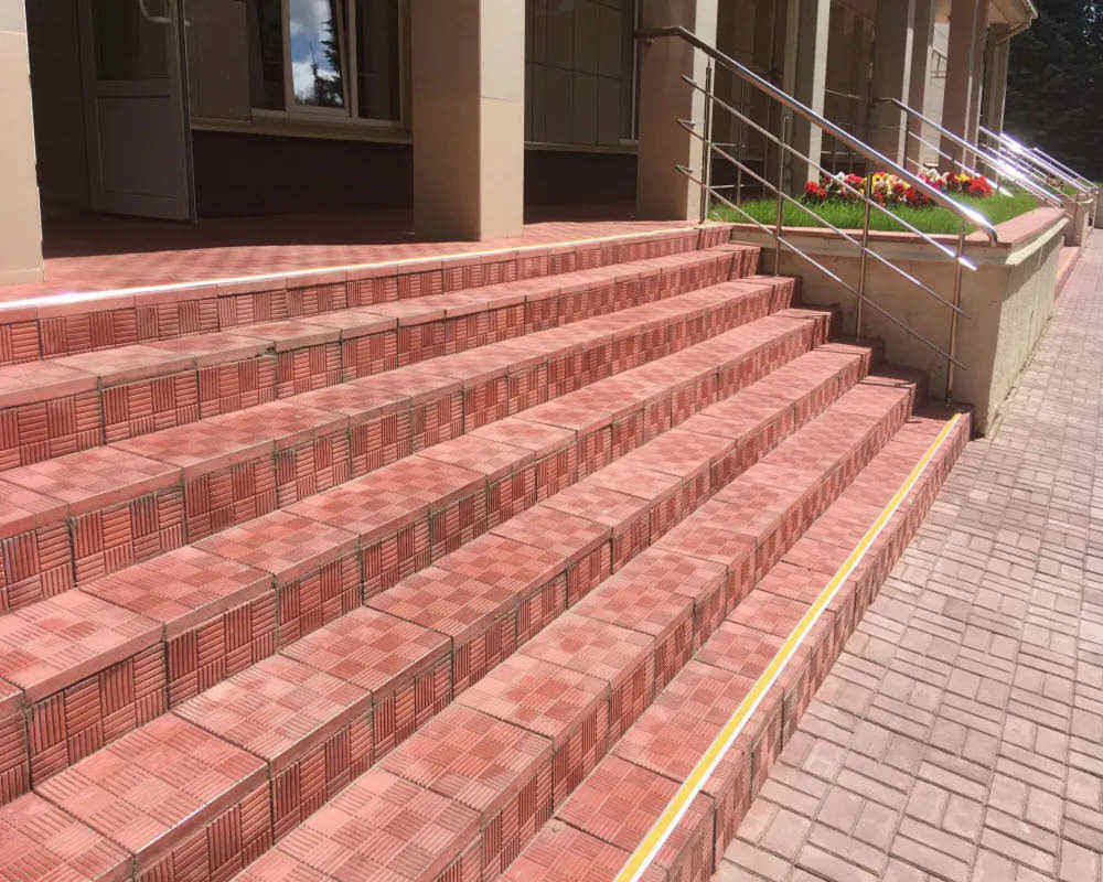 Порог одноуровневый ПС 08.1800.01лч Серебро