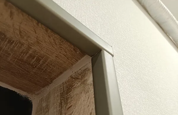 Угол декоративный 20х10 Уп 05-27.2700.504л. Бронза