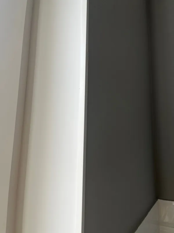 Угол ПВХ 60*60*2,7 м Белый