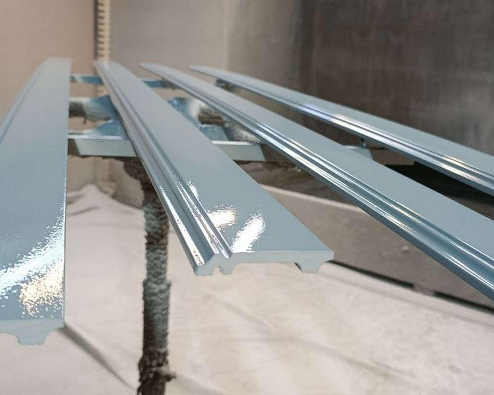 Плинтус СОЛИД 1 UHD 47/80 80*16,5*2000. Окраска включена в стоимость