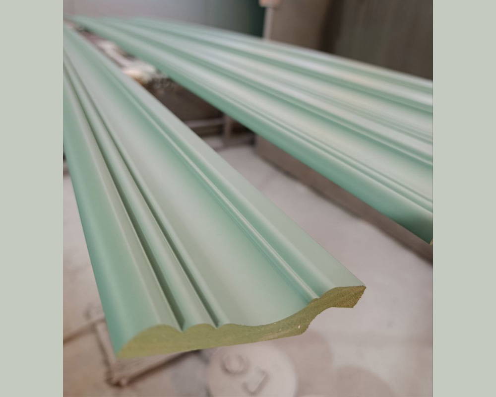 Плинтус ПОЛИСТИРОЛ HI WOOD B95 94,5мм х 17мм х 2,0м. Окраска включена в стоимость