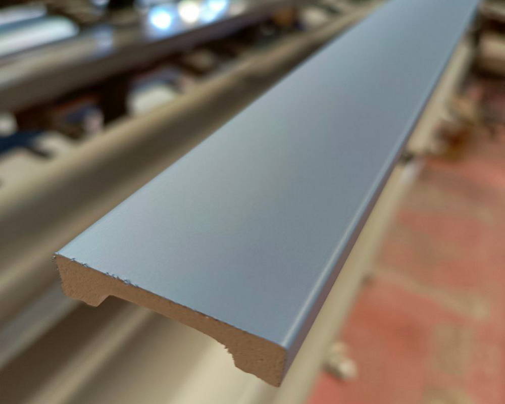 Плинтус полистирол Волшебная Палочка MSPOL 108 40*10*2000 Окраска включена в стоимость