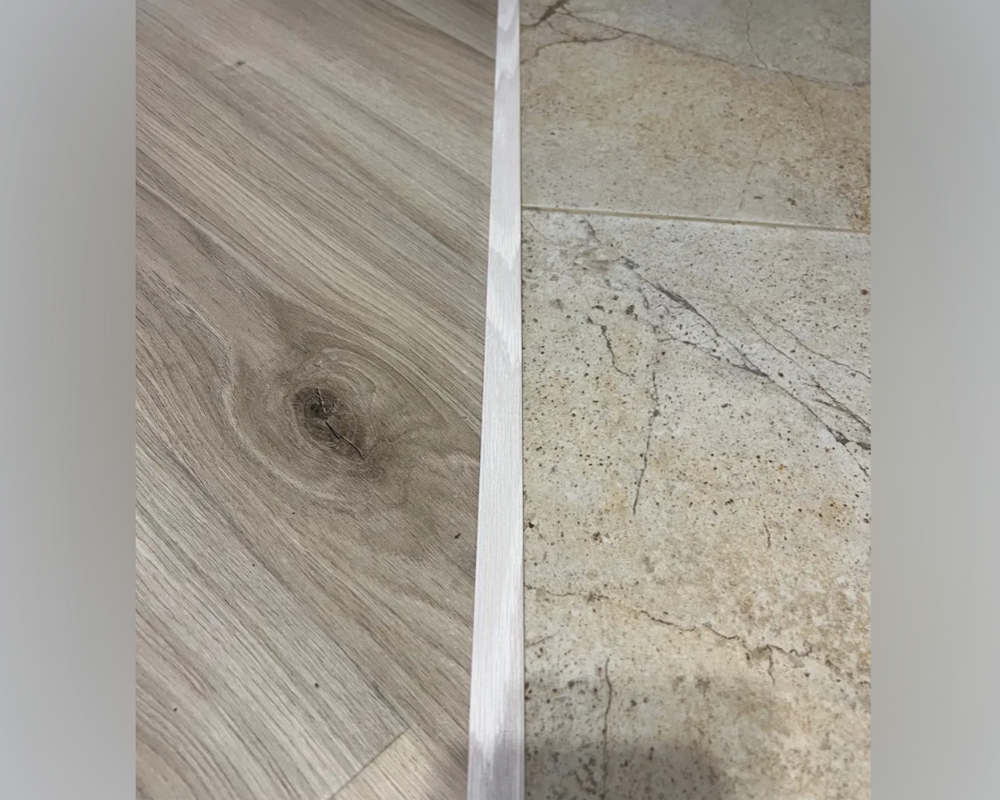 Порог одноуровневый ПС 09.2700.052 Ель дымчатая