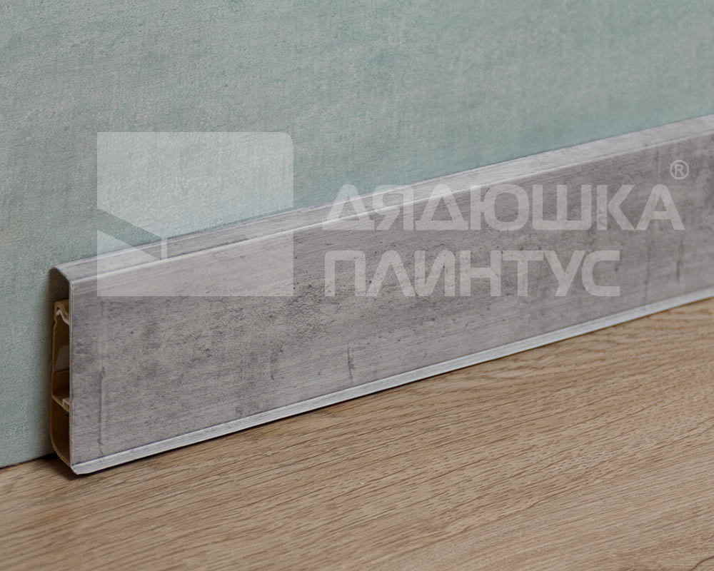 Плинтус ПВХ Cezar матовый с мягким краем HI-LINE PRESTIGE 256 Готический