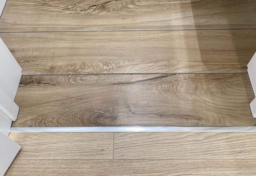 Профиль Т-образный Волшебная палочка MSLS 10.900.01L Серебро люкс