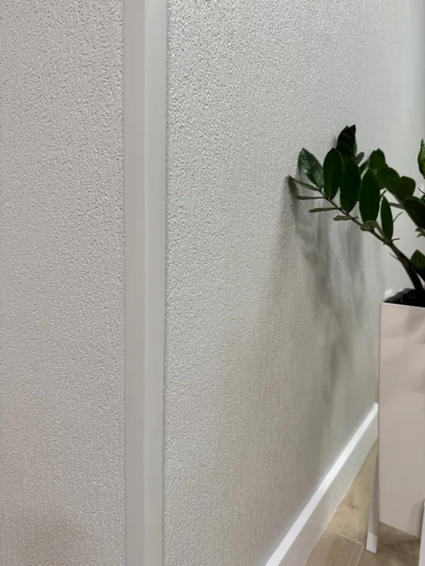 Угол из полистирола высокой плотности HI WOOD C30V1 30мм х 30мм х 2,0м.