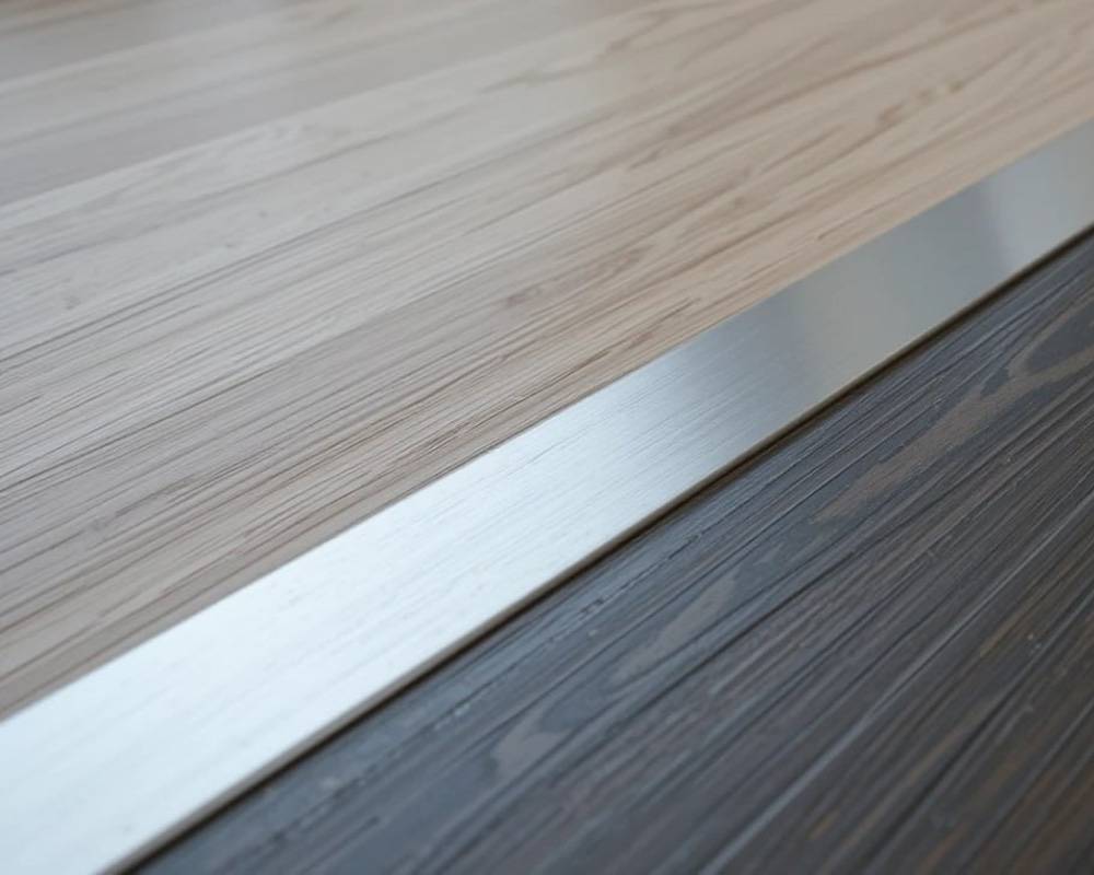 PVS90-03 Профиль Т-образный нержавеющая сталь Зеркальный 14мм х 2.7м