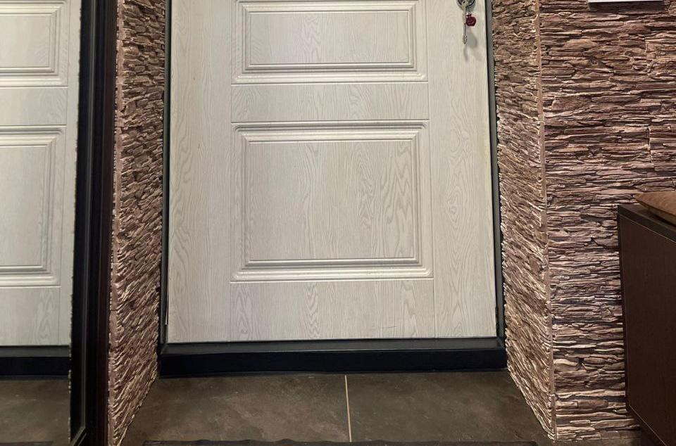 Плинтус эластичный на клеевой основе ПВХ Dollken WLK50 50мм х 15мм 0110 Черный