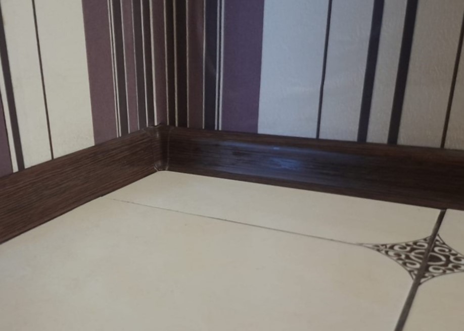 Плинтус ПВХ Волшебная палочка 58мм 2,2м 5808